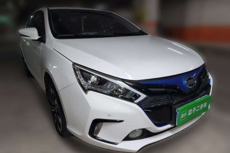 Used BYD Qin New Energy 2016 Qin EV300 Prestige Model Front Right 45 Deg