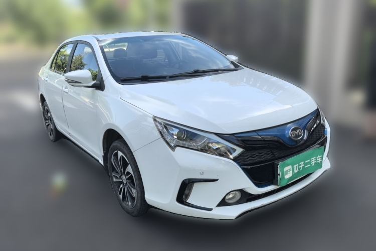Used BYD Qin New Energy 2016 Qin EV300 Prestige Model Front Right 45 Deg