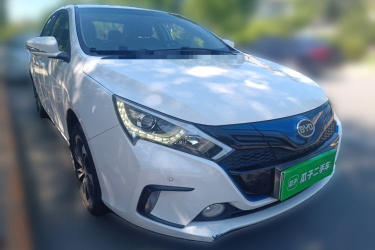 Used BYD Qin New Energy 2016 Qin EV300 Prestige Model Front Right 45 Deg