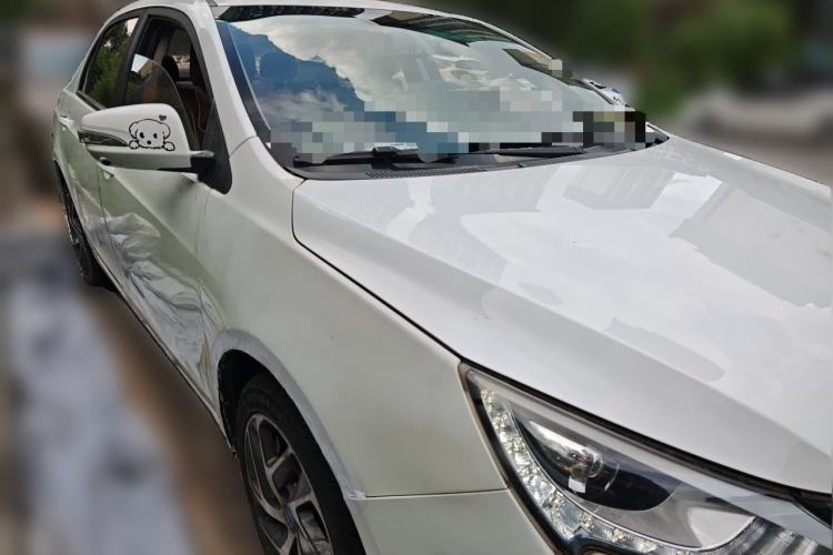 Used BYD Qin New Energy 2016 Qin EV300 Prestige Model Front Right 45 Deg