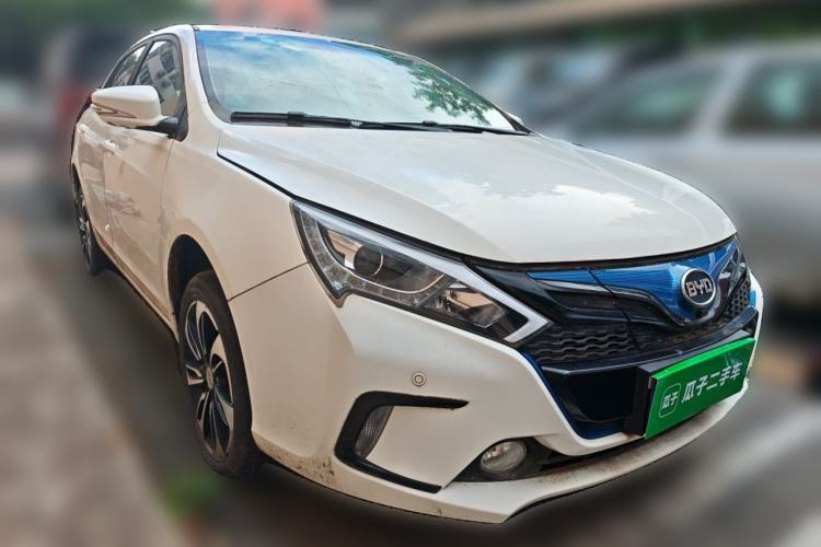 Used BYD Qin New Energy 2016 Qin EV300 Prestige Model Front Right 45 Deg