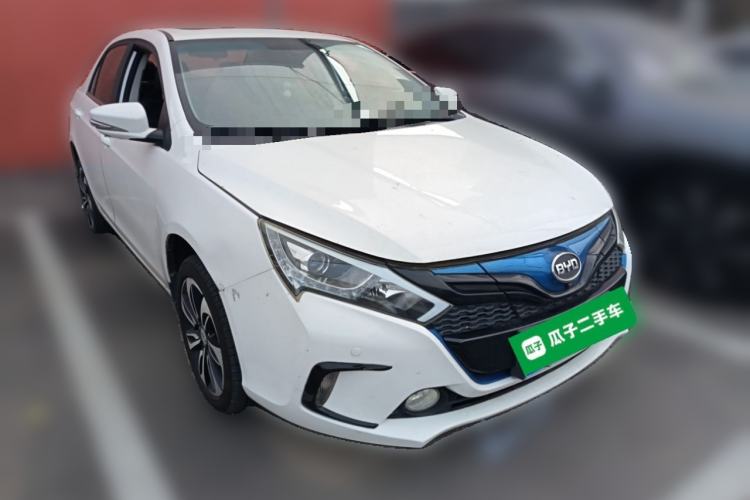 Used BYD Qin New Energy 2016 Qin EV300 Prestige Model Front Right 45 Deg