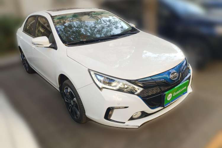 Used BYD Qin New Energy 2016 Qin EV300 Prestige Model Front Right 45 Deg