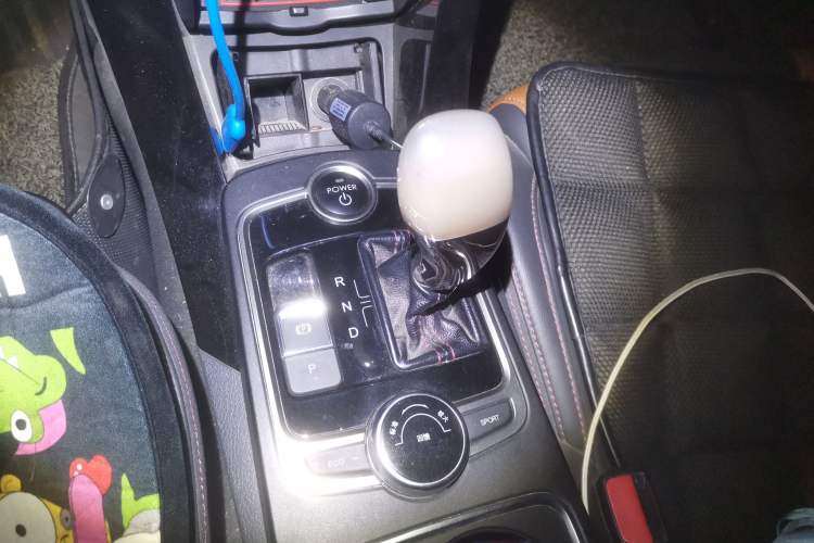Used BYD Qin New Energy 2016 Qin EV300 Prestige Model Gear Lever