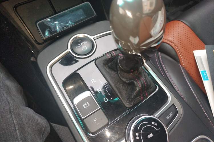 Used BYD Qin New Energy 2016 Qin EV300 Prestige Model Gear Lever