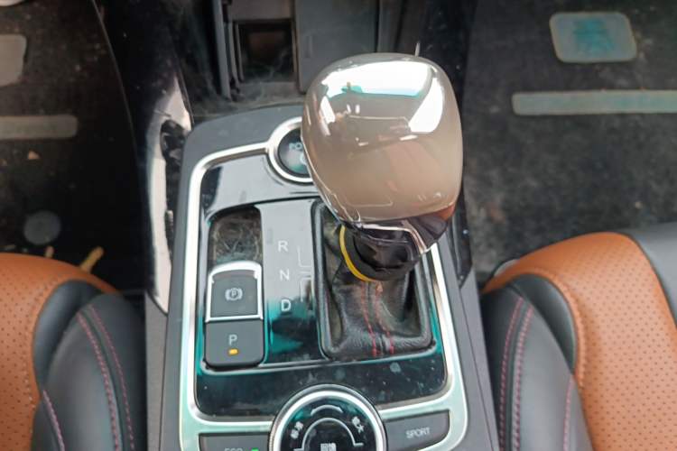 Used BYD Qin New Energy 2016 Qin EV300 Prestige Model Gear Lever