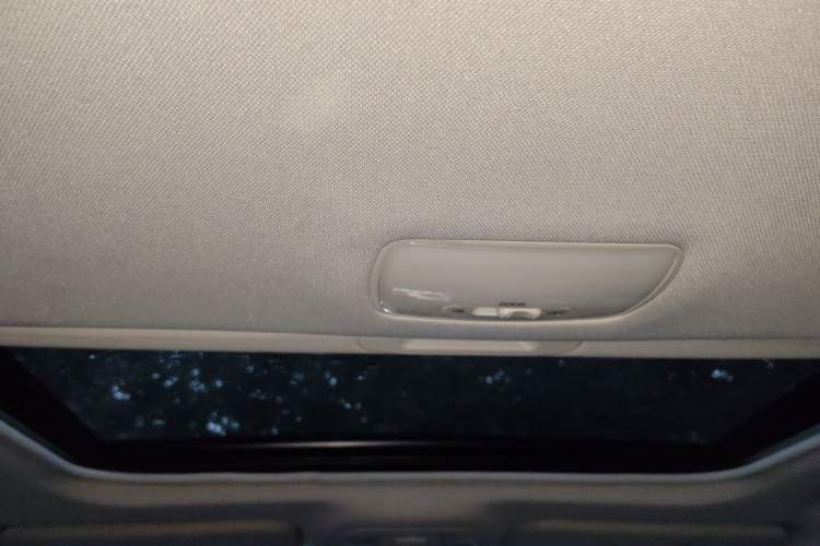 Used BYD Qin New Energy 2016 Qin EV300 Prestige Model Headliner