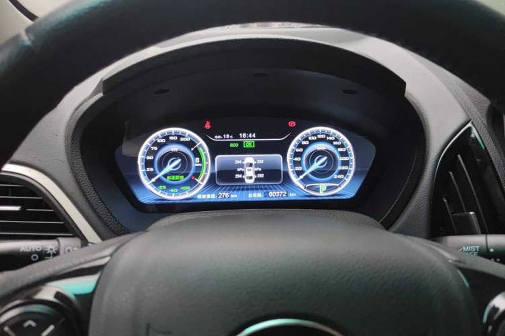 Used BYD Qin New Energy 2016 Qin EV300 Prestige Model Instrument Cluster