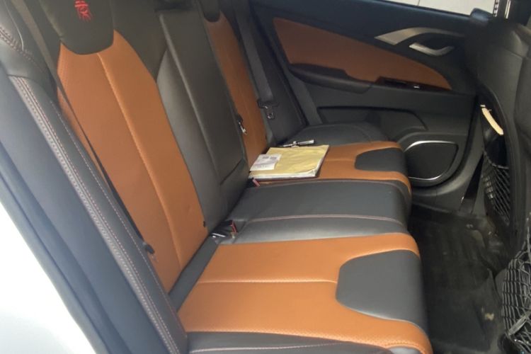 Used BYD Qin New Energy 2016 Qin EV300 Prestige Model Interior 11