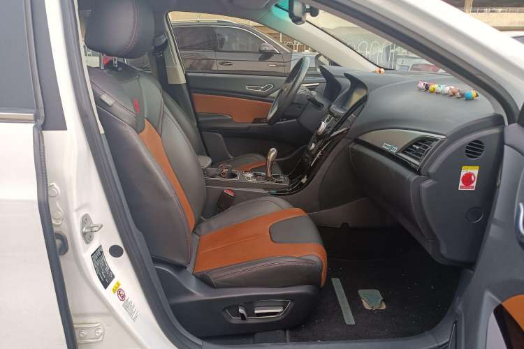 Used BYD Qin New Energy 2016 Qin EV300 Prestige Model Interior 11