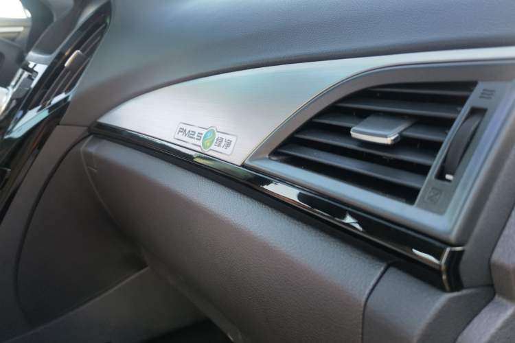 Used BYD Qin New Energy 2016 Qin EV300 Prestige Model Interior 7