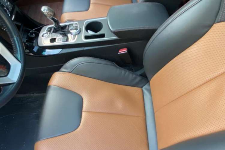 Used BYD Qin New Energy 2016 Qin EV300 Prestige Model Interior 9