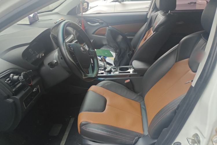 Used BYD Qin New Energy 2016 Qin EV300 Prestige Model Left Front Seat