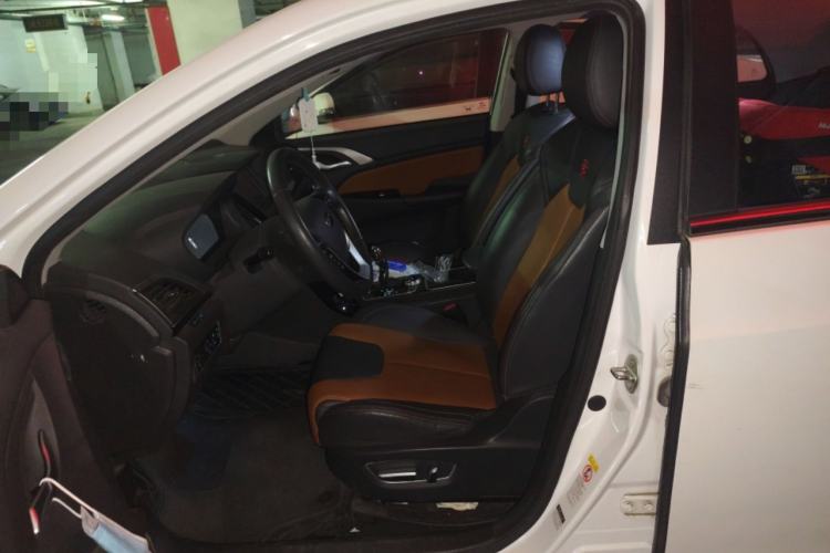 Used BYD Qin New Energy 2016 Qin EV300 Prestige Model Left Front Seat