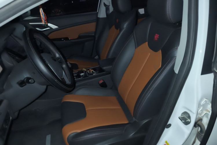 Used BYD Qin New Energy 2016 Qin EV300 Prestige Model Left Front Seat