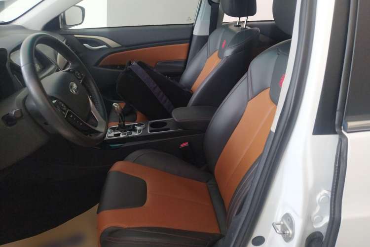 Used BYD Qin New Energy 2016 Qin EV300 Prestige Model Left Front Seat