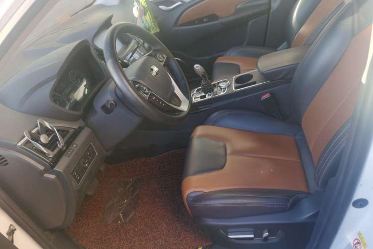Used BYD Qin New Energy 2016 Qin EV300 Prestige Model Left Front Seat