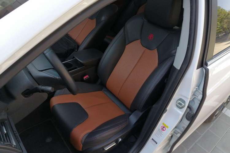 Used BYD Qin New Energy 2016 Qin EV300 Prestige Model Left Front Seat