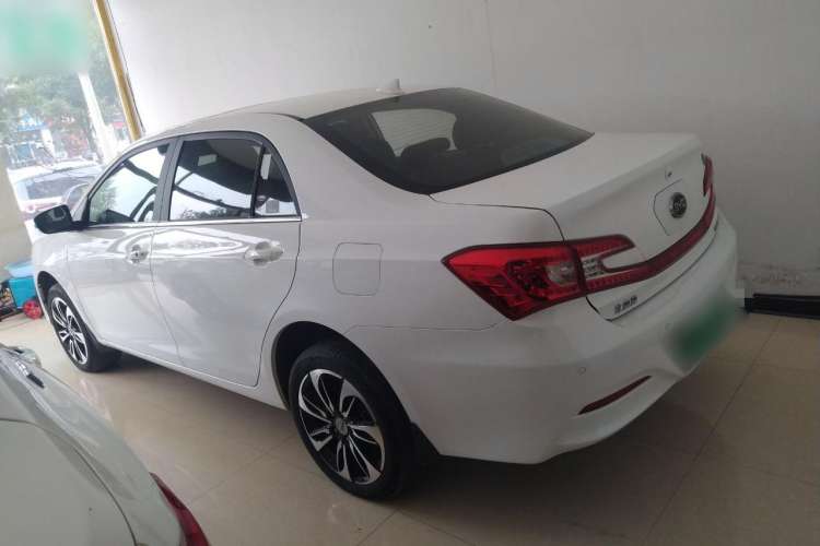 Used BYD Qin New Energy 2016 Qin EV300 Prestige Model Left Side