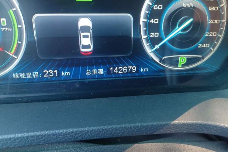 Used BYD Qin New Energy 2016 Qin EV300 Prestige Model Odometer Close Up