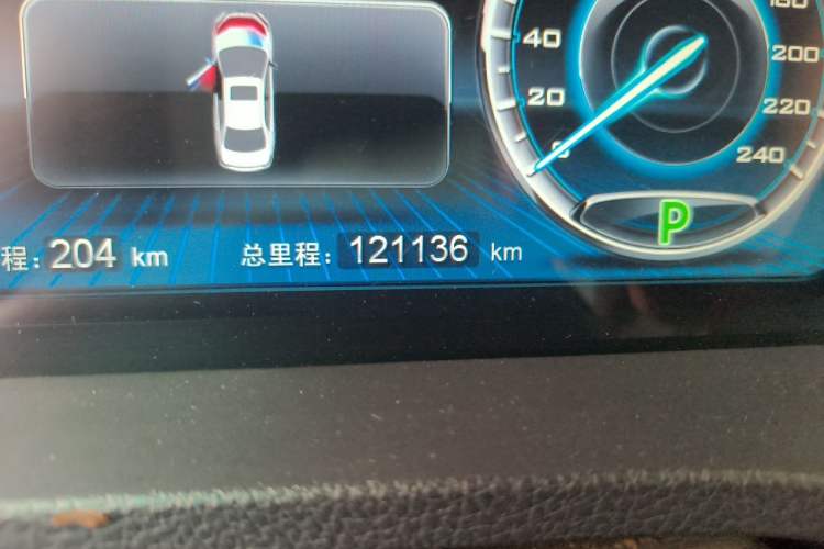 Used BYD Qin New Energy 2016 Qin EV300 Prestige Model Odometer Close Up