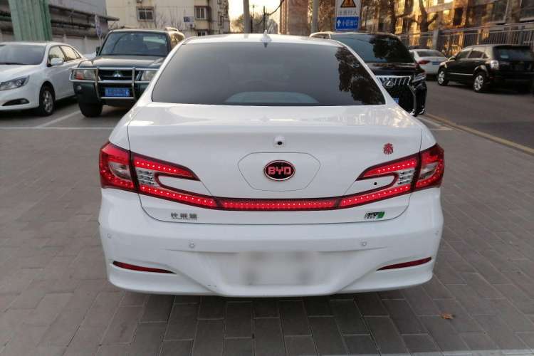 Used BYD Qin New Energy 2016 Qin EV300 Prestige Model Rear