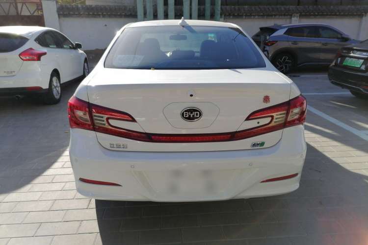Used BYD Qin New Energy 2016 Qin EV300 Prestige Model Rear