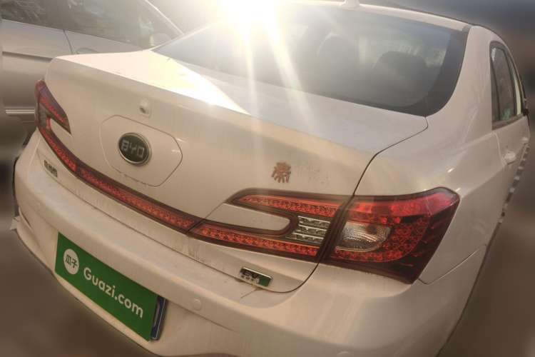 Used BYD Qin New Energy 2016 Qin EV300 Prestige Model Rear Right 45 Deg