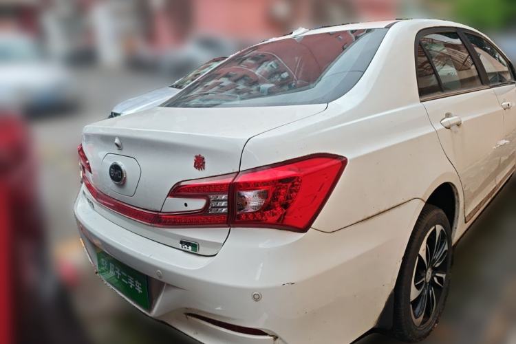 Used BYD Qin New Energy 2016 Qin EV300 Prestige Model Rear