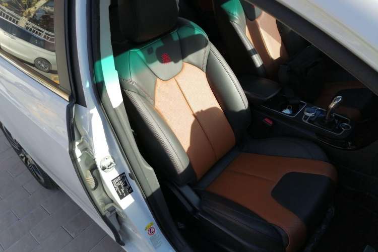 Used BYD Qin New Energy 2016 Qin EV300 Prestige Model Right Front Seat