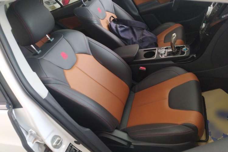 Used BYD Qin New Energy 2016 Qin EV300 Prestige Model Right Front Seat