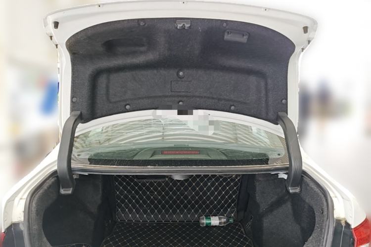 Used BYD Qin New Energy 2016 Qin EV300 Prestige Model Trunk
