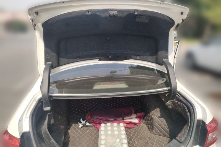 Used BYD Qin New Energy 2016 Qin EV300 Prestige Model Trunk
