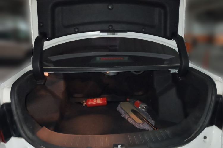 Used BYD Qin New Energy 2016 Qin EV300 Prestige Model Trunk
