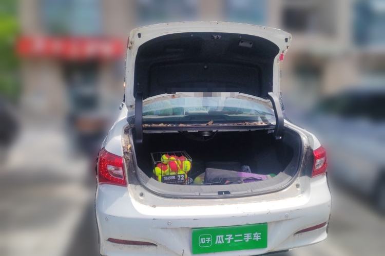 Used BYD Qin New Energy 2016 Qin EV300 Flagship Model Trunk