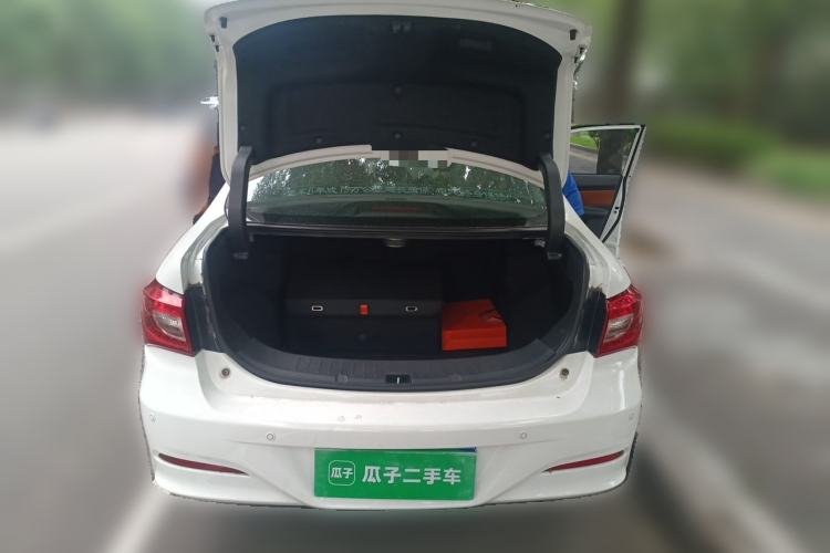 Used BYD Qin New Energy 2016 Qin EV300 Prestige Model Trunk