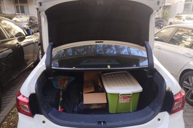 Used BYD Qin New Energy 2016 Qin EV300 Prestige Model Trunk