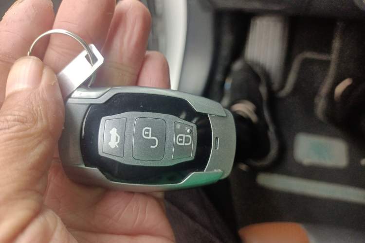Used BYD Qin New Energy 2016 Qin EV300 Prestige Model Vehicle Key