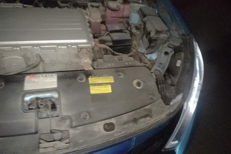 Used BYD Qin New Energy 2017 Qin EV300 Flagship Model Engine Bay Left