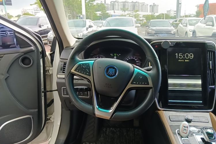 Used BYD Qin New Energy 2017 1.5T Luxury Model Steering Wheel