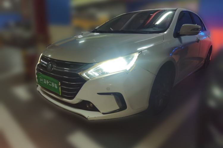Used BYD Qin New Energy 2017 1.5T Luxury Model Guazi used car, China used car export, Used car for sale, Used cars, Cheapest cars for sale