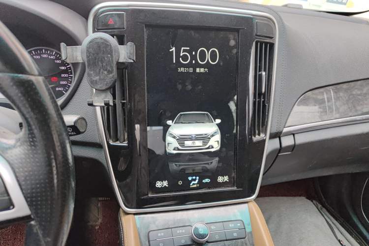 Used BYD Qin New Energy 2017 1.5T Luxury Model Audio And AC Panel