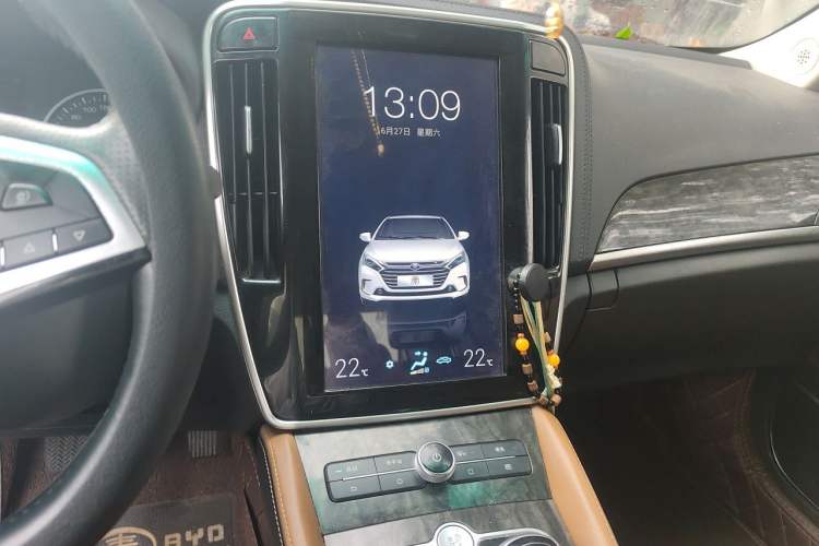 Used BYD Qin New Energy 2017 1.5T Luxury Model Audio And AC Panel