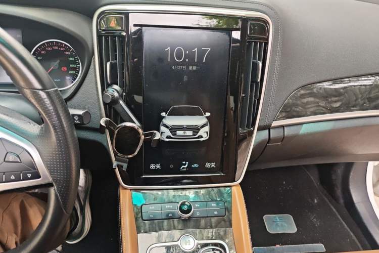 Used BYD Qin New Energy 2017 1.5T Luxury Model Audio And AC Panel
