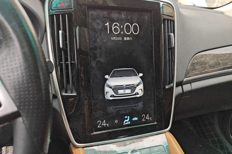 Used BYD Qin New Energy 2017 1.5T Luxury Model Audio And AC Panel