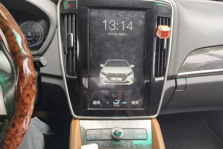 Used BYD Qin New Energy 2017 Qin 1.5T 100 Audio And AC Panel