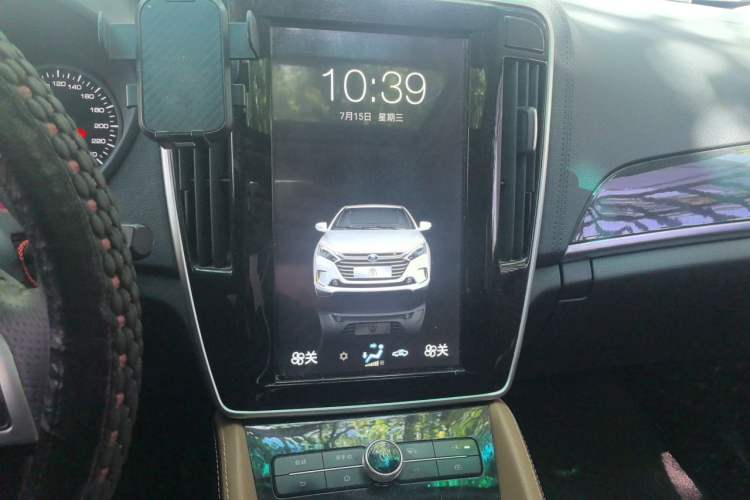 Used BYD Qin New Energy 2017 1.5T Luxury Model Audio And AC Panel