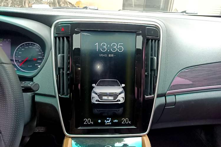 Used BYD Qin New Energy 2017 1.5T Luxury Model Audio And AC Panel