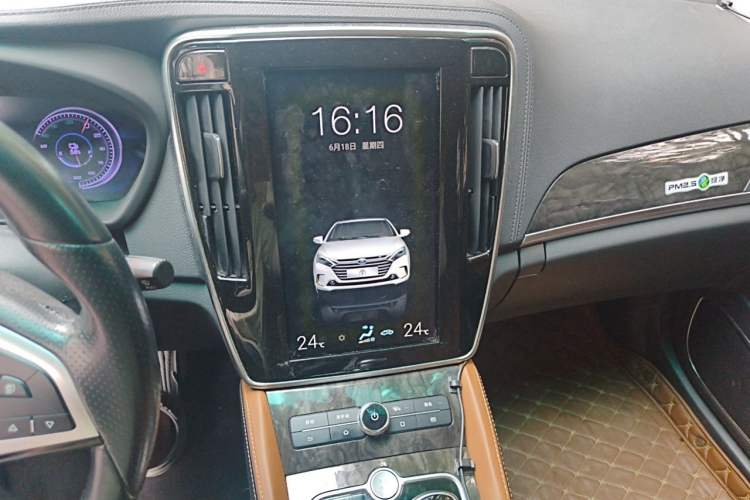 Used BYD Qin New Energy 2017 Qin 1.5T 100 Audio And AC Panel