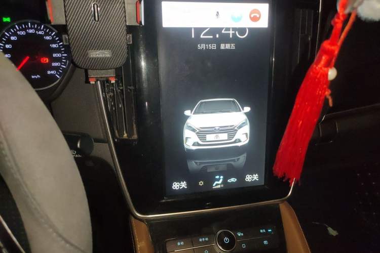 Used BYD Qin New Energy 2017 1.5T Luxury Model Audio And AC Panel